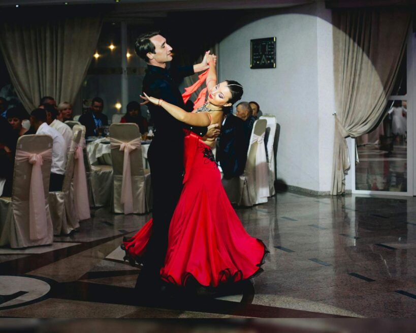 Танцоры на торжества в Кишиневе tel: +37360034049